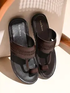 LOUIS STITCH Men Kolhapuri Style Lightweight Toe Ring Leather Sandals