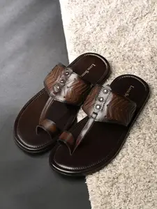 LOUIS STITCH Men Kolhapuri Style Lightweight Toe Ring Leather Sandals