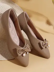 DressBerry Women Textured Embellished Ballerinas with Bows Flats