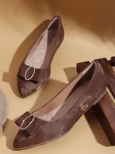 DressBerry Women Pointed Toe Ballerinas