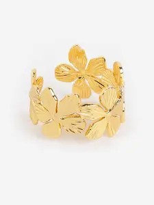 DressBerry Women Gold-Plated Floral Finger Ring