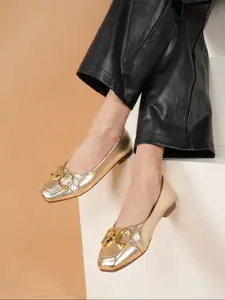 Lavie Women Party Mojaris with Buckles Flats