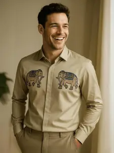 HE SPOKE Men Smart Tailored Fit Animal Printed Party Shirt