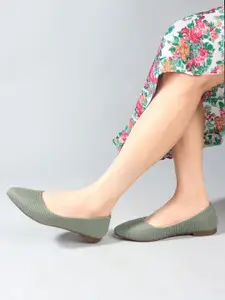 DressBerry Women Woven Design Casual Mojaris Flats