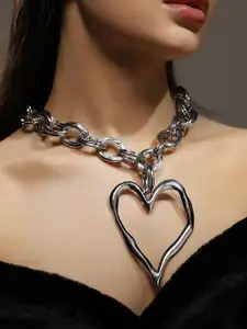 SOHI Women Metallic Silver-Plated Coeur-Chain Statement Necklace