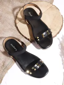 DressBerry Women Ethnic Open Toe Flats