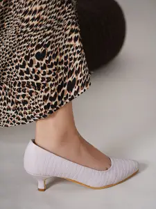 DressBerry Women Textured Pointed Toe Kitten Heel Pumps