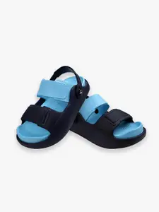 toothless Boys Clogs