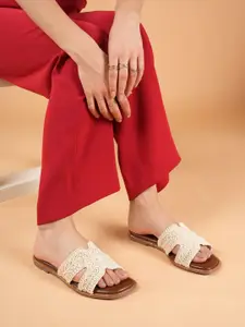 Bella Rosa Women Woven Design Ethnic Open Toe Flats