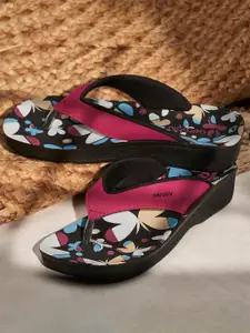 Aeroblu Women Printed Slip-On