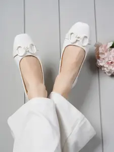 CORSICA Women Solid Casual Flats with Buckles