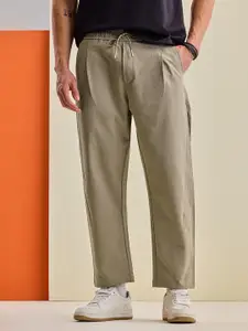 Snitch Men Beige Mid-Rise Baggy Trouser