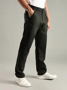 Thomas Scott Men Smart Relaxed Fit Mid-Rise Easy Wash Chinos