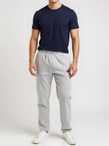 glitchez Men Relaxed Fit Track Pant