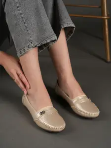 CORSICA Women Textured Slip-On Round Toe Mules Flats