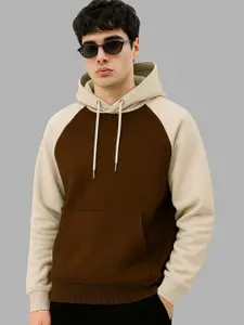 Maniac Men Colourblocked Hooded Pullover Sweatshirt