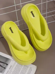 The Roadster Lifestyle Co Women Comfortable Thongs