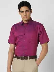 Van Heusen Men Pink Regular Fit Solid Formal Shirt