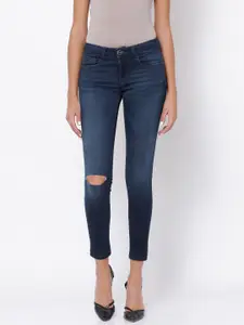 Tokyo Talkies Women Blue Super Skinny Fit Mid-Rise Slash Knee Jeans