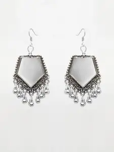 Moedbuille Silver-Toned Geometric Drop Earrings