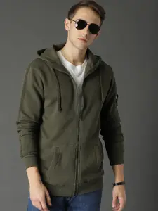 Roadster Men Olive Green Solid Hooded Sweatshirt