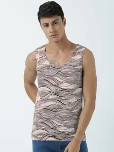 Huetrap Men Peach-Coloured Printed Scoop Neck T-shirt