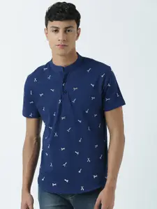 Huetrap Men Navy Blue Printed Mandarin Collar T-shirt