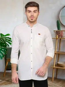 Kuons Avenue Men Beige Contemporary Slim Fit Solid Casual Shirt