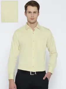 Shaftesbury London Men Cream-Coloured Regular Fit Solid Formal Shirt