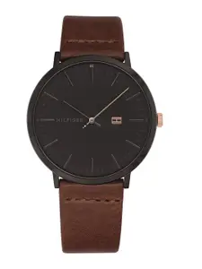 Tommy Hilfiger Men Black Digital Watch