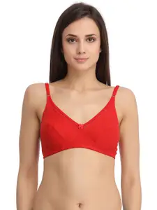 Clovia Red Solid Non-Wired Non Padded Everyday Bra BR0469Z0438C