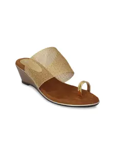 pelle albero Women Gold-Toned Woven Design Sandals