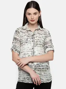 shiloh Women Off-White Printed Shirt Style Top