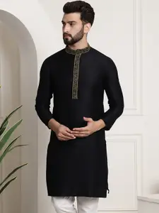 SOJANYA Men Black Embroidered Straight Kurta