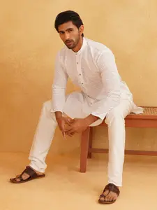 SOJANYA Men White Self Design Kurta with Churidar