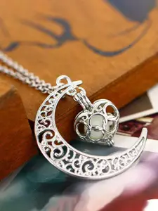 Peora Women Silver-Plated Glow In Dark Metal Moon Love Heart Fluorescent Necklace Pendant