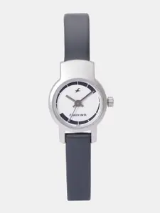 Fastrack Women White Analogue Watch NK2298SL04_OR_F