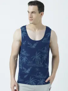 Huetrap Men Navy Blue Printed Scoop Neck T-shirt