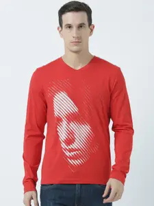 Huetrap Men Red Printed V-Neck T-shirt