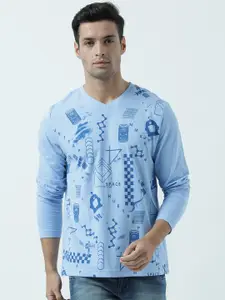 Huetrap Men Blue Printed V-Neck T-shirt