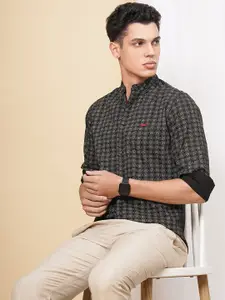 The Indian Garage Co Men Black & Beige Printed Casual Shirt