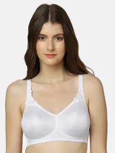 Triumph Minimizer 21 Wireless Non Padded Comfortable High Support Big-Cup Bra