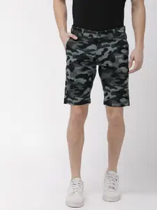 HIGHLANDER Men Grey Camouflage Printed Slim Fit Chino Shorts
