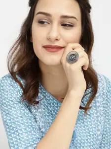 Fida Women Oxidised Silver-Toned Finger Ring