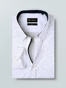 INVICTUS White Printed Slim Sustainable Formal Shirt