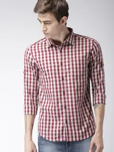 HIGHLANDER Men Maroon & White Slim Fit Checked Roll-Up Sleeves Casual Shirt