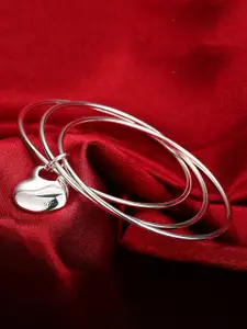 Peora Women Silver-Toned Alloy Charm Bracelet