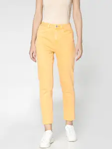 ONLY Women Yellow Straight Fit Mid-Rise Clean Look Stretchable Cropped Jeans