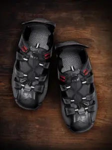 The Roadster Lifestyle Co Men Charcoal Grey Textured Fisherman Sandals