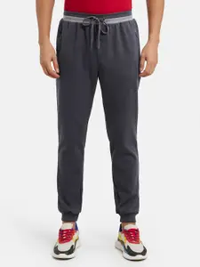 Jockey Combed Cotton Rich Pique Slim Fit Jogger with Zipper Pockets-AM05
